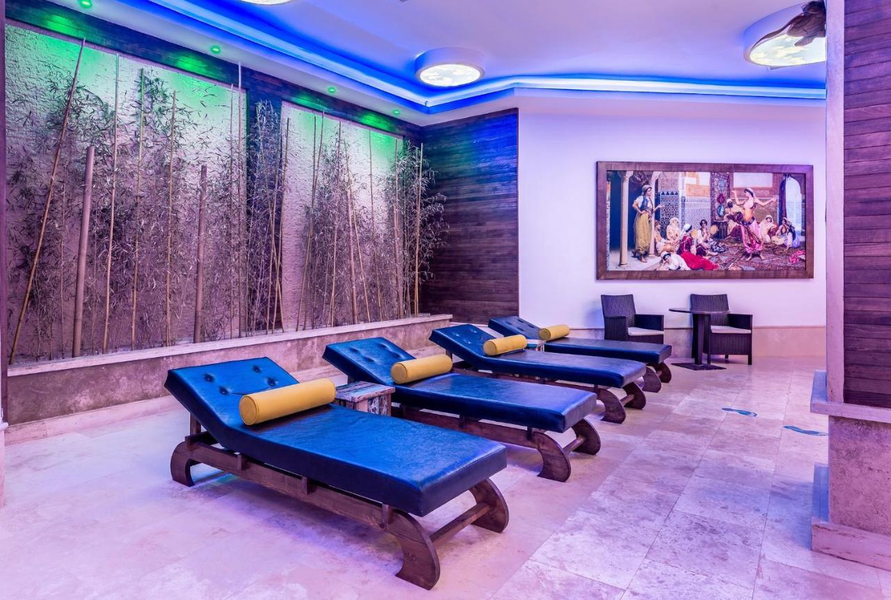 Vuni Palace Premium Hotel & Spa & Casino Beachfront Location ! Kyrenia (Northern Cyprus) Exterior foto