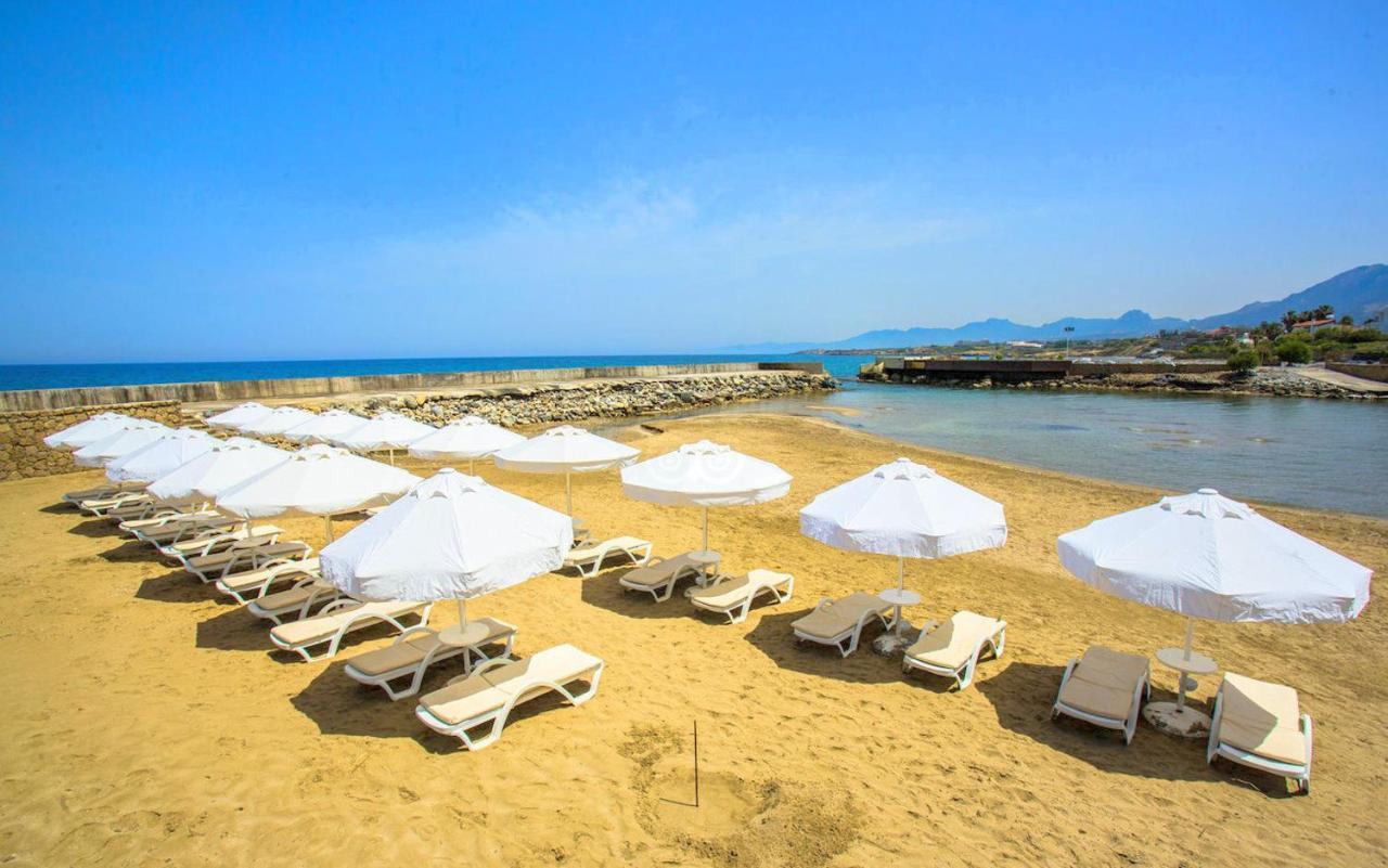 Vuni Palace Premium Hotel & Spa & Casino Beachfront Location ! Kyrenia (Northern Cyprus) Exterior foto