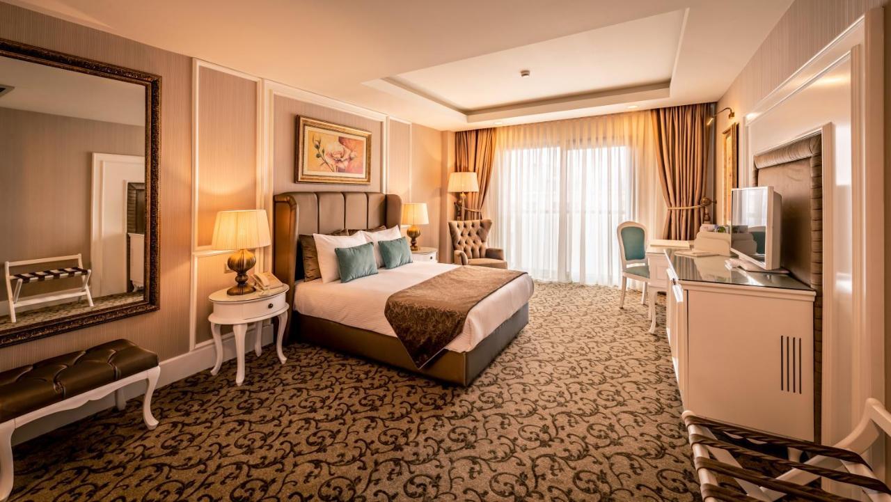 Vuni Palace Premium Hotel & Spa & Casino Beachfront Location ! Kyrenia (Northern Cyprus) Exterior foto